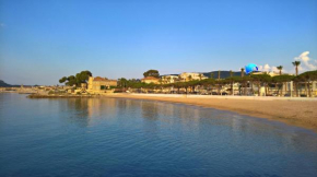 Logement climatisé avec jardin et parking pour 2 personnes en bord de plage